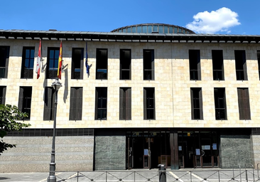 Condenada a 23 meses de cárcel la joven que apuñaló a otra en ambas piernas por celos en Valladolid