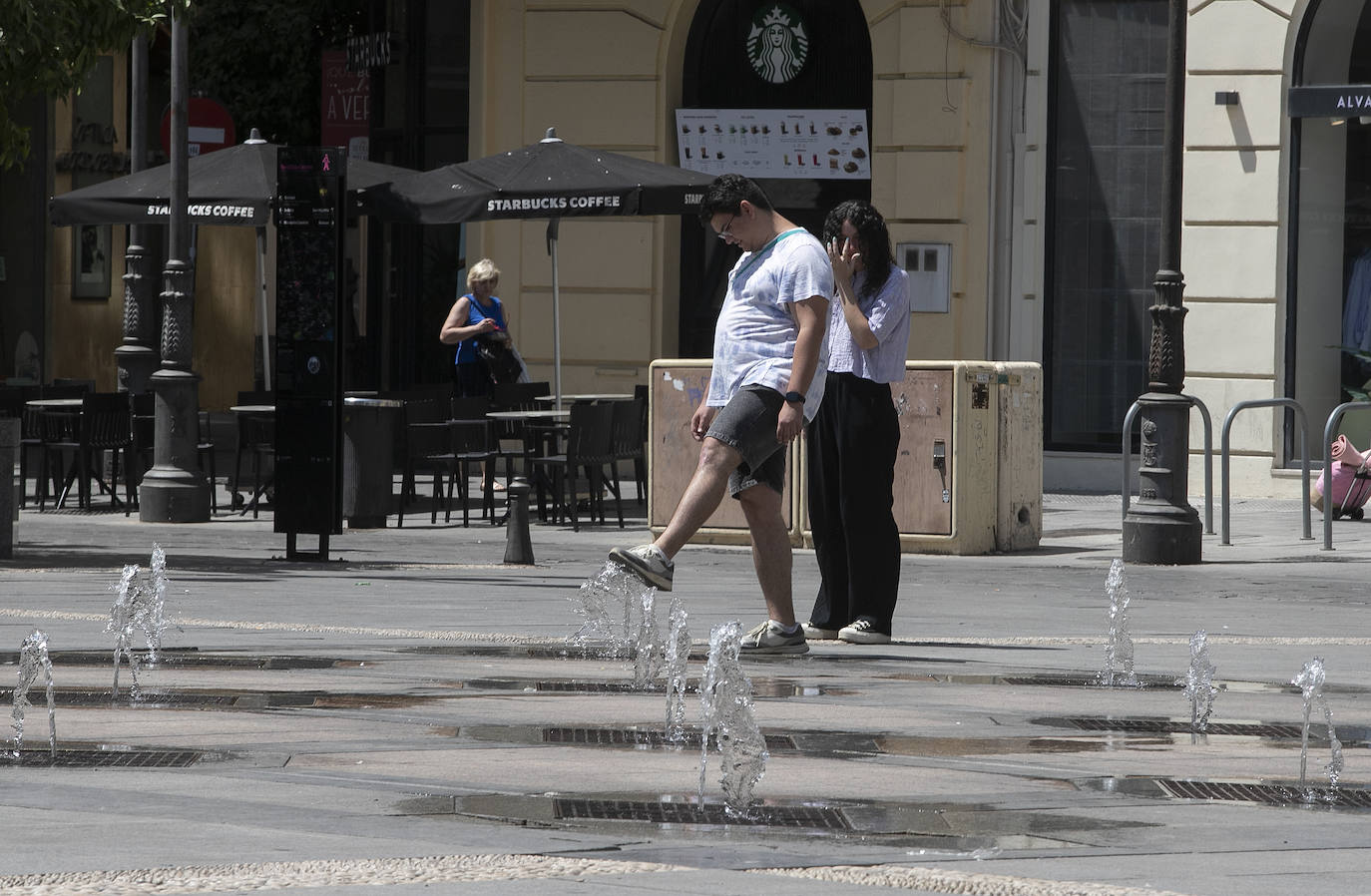 Fotos: El prolongado calor sacude Córdoba este domingo