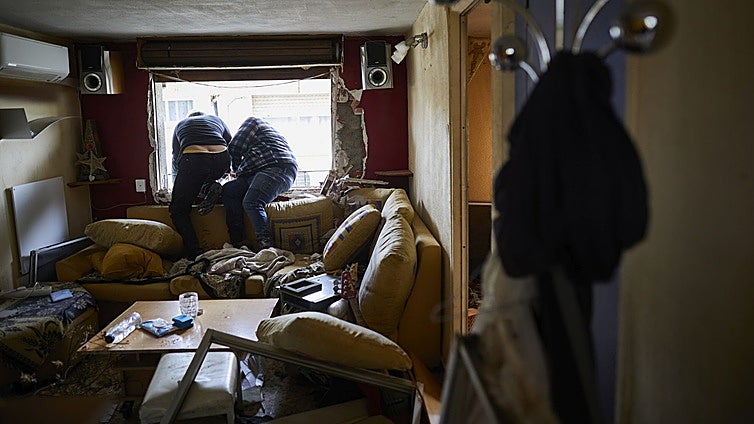 Un hombre sufre dos okupaciones en 24 horas y la Guardia Civil no puede hacer nada: «Salí a por un bocadillo y entraron en la casa»