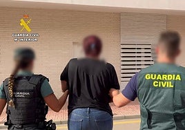 Cazan a una mujer tratando de salir de España tras una estafa de 80.000 euros a una anciana: «Le dejaron 63 céntimos en la cuenta»