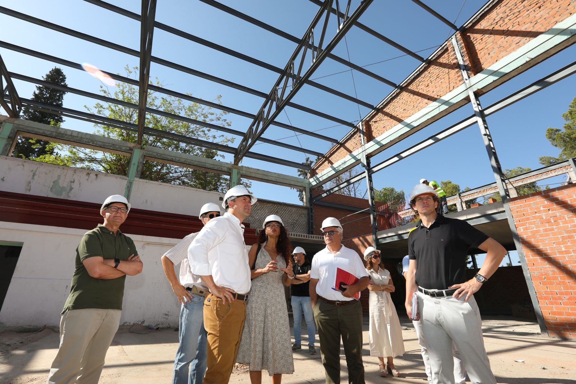 Avanzan las obras del pabellón de la Escuela de Gimnasia, que terminarán el 30 de septiembre