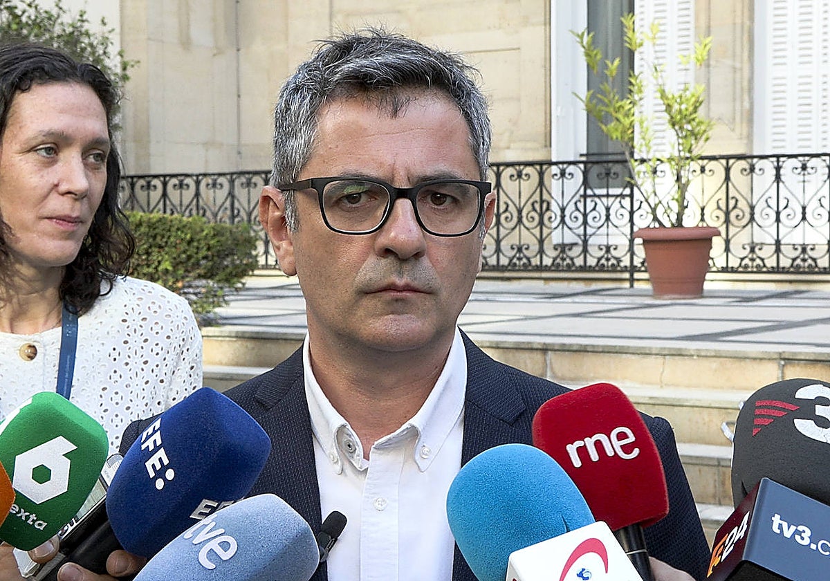 El ministro de Justicia, Félix Bolaños, este viernes en París