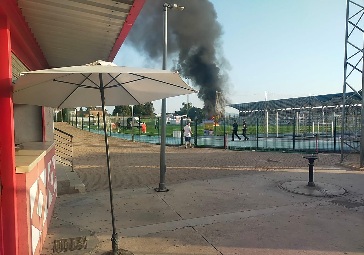 El incendio de un helicóptero del 061 con un paciente deja cinco heridos en Cabra