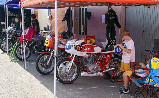 Primera jornada del Gran Premio de Velocidad de La Bañeza