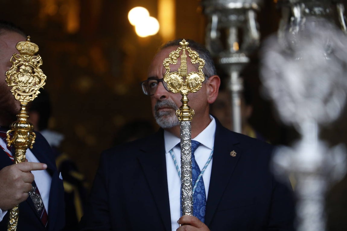 Fotos: La elegante procesión de San Lorenzo por las calles de su barrio en Córdoba
