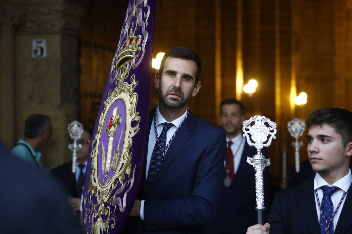Fotos: La elegante procesión de San Lorenzo por las calles de su barrio en Córdoba
