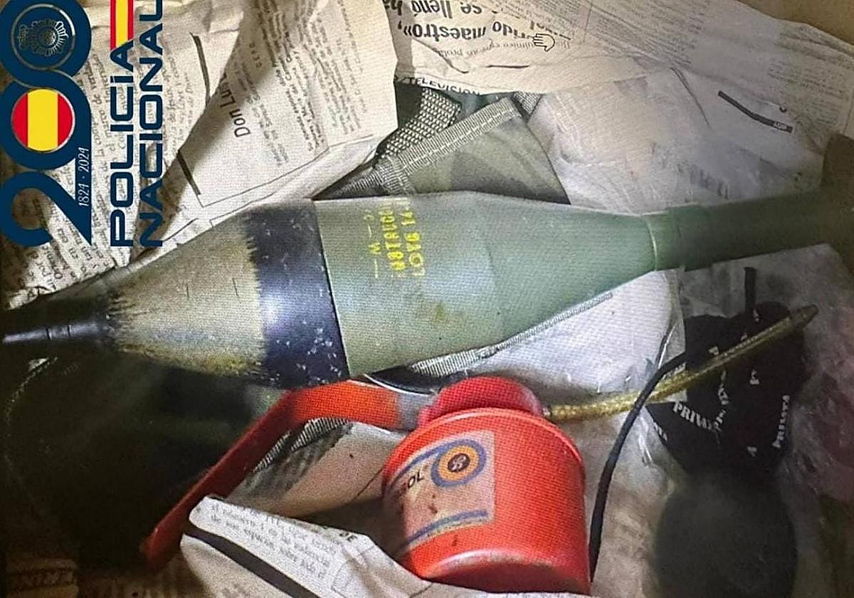 Encuentra una granada mientras rebuscaba entre la ropa que tenía guardada en su trastero en Burgos