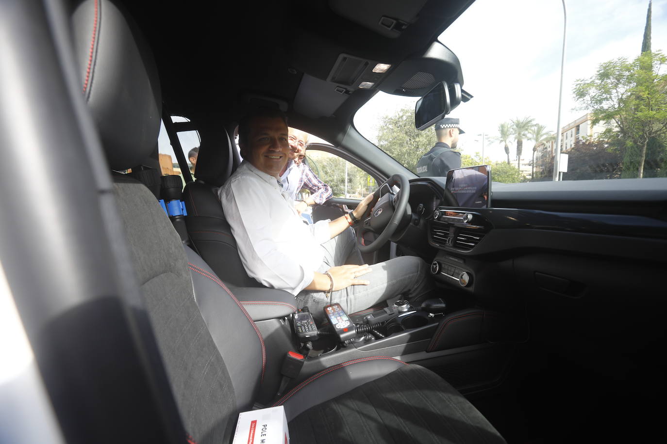 Fotos: la presentación de los flamantes coches de la Policía Local de Córdoba