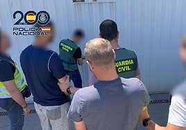 Detienen a tres personas por el robo de un camión cargado con dos millones de euros en perfumes