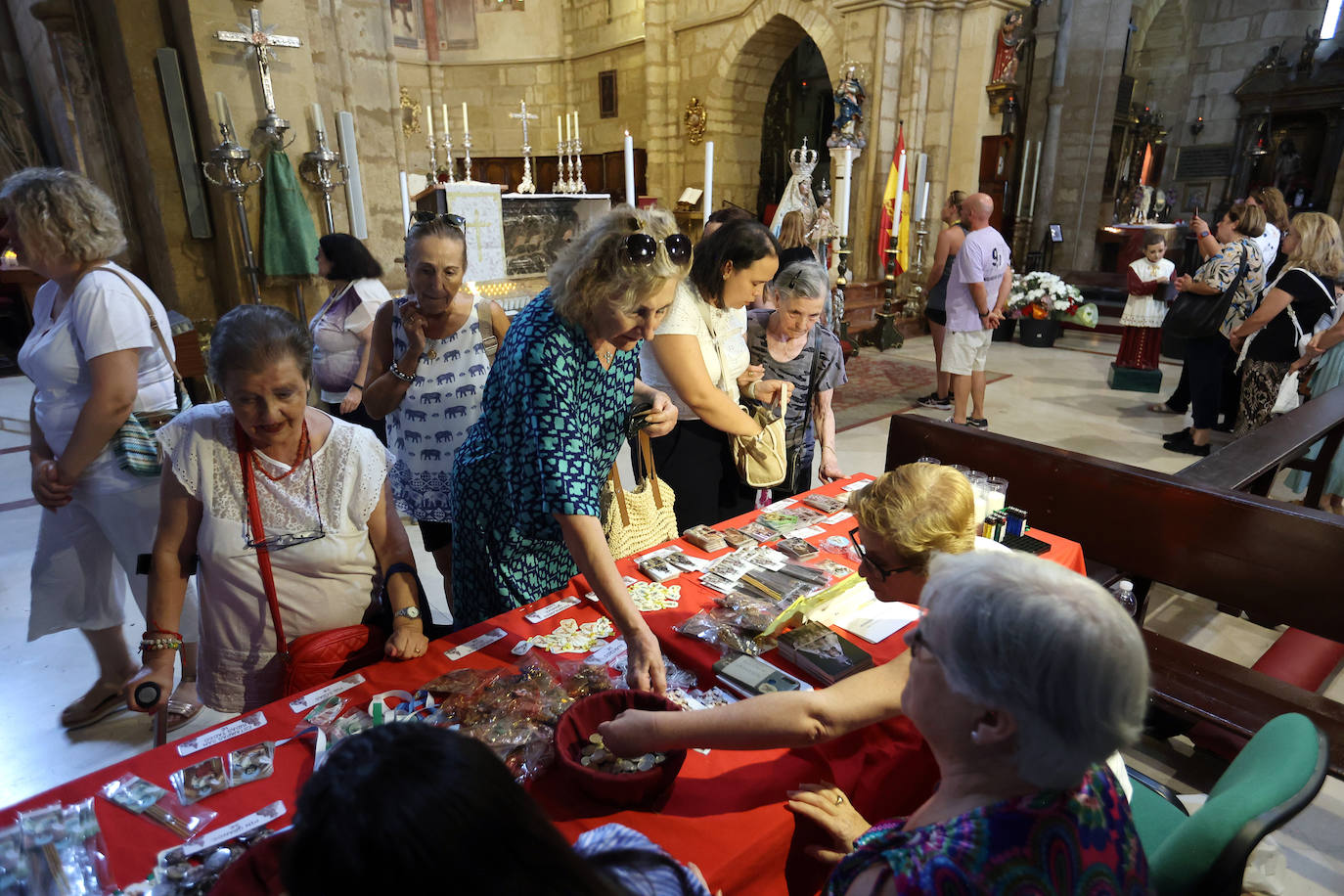 Fotos: La multitudinaria veneración a la Virgen de los Remedios de Córdoba