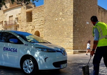 Emacsa limpia 84 kilómetros de colectores de alcantarillado de Córdoba