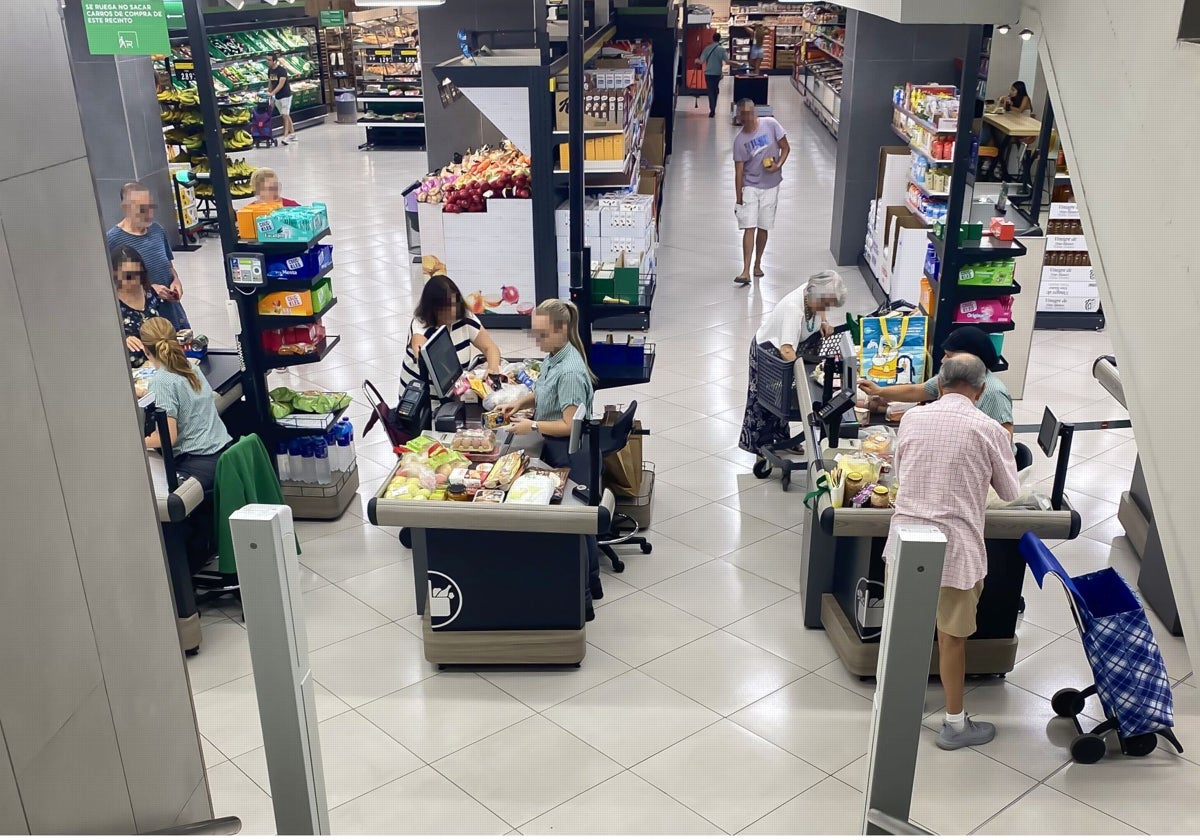 Imagen de un supermercado de Mercadona en Alicante