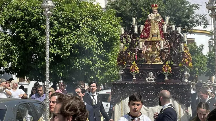 Procesión del Niño Jesús de Praga, el 12 de mayo