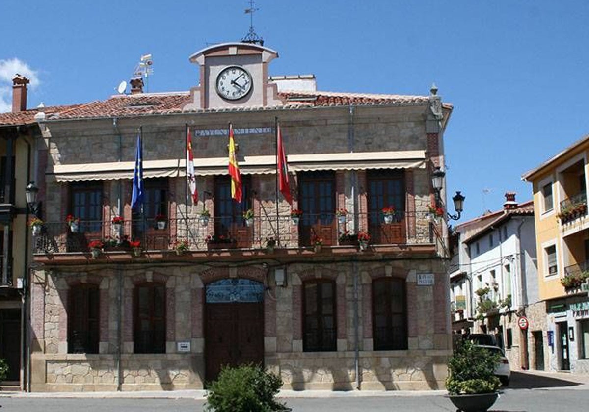 La localidad abulense de Candeleda, en el sur de Ávila, en alerta por calor