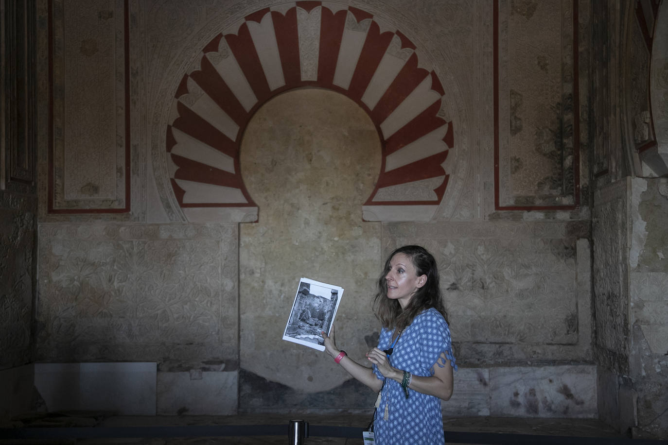 Fotos: la visita al imponente Salón Rico de Medina Azahara