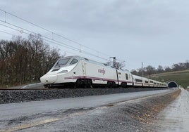 El segundo incidente ferroviario en 24 horas encadena más retrasos en la conexión con Madrid