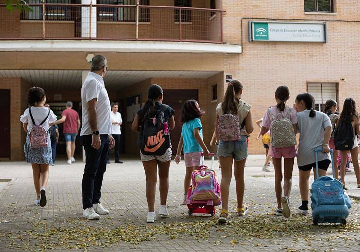 Al 96% de las familias les preocupa la subida de precios del material escolar para la &#039;vuelta al cole&#039;