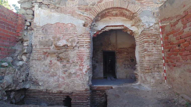 Excavaciones realizadas en el interior del inmueble ubicado en el número de la calle Buitragos de Ajofrín