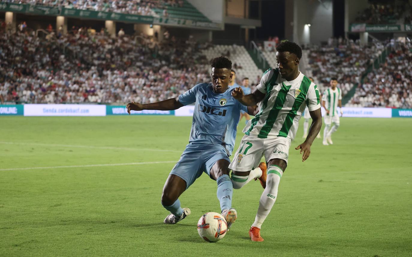 Fotos: El emocionante empate del Córdoba CF ante el Burgos en El Arcángel