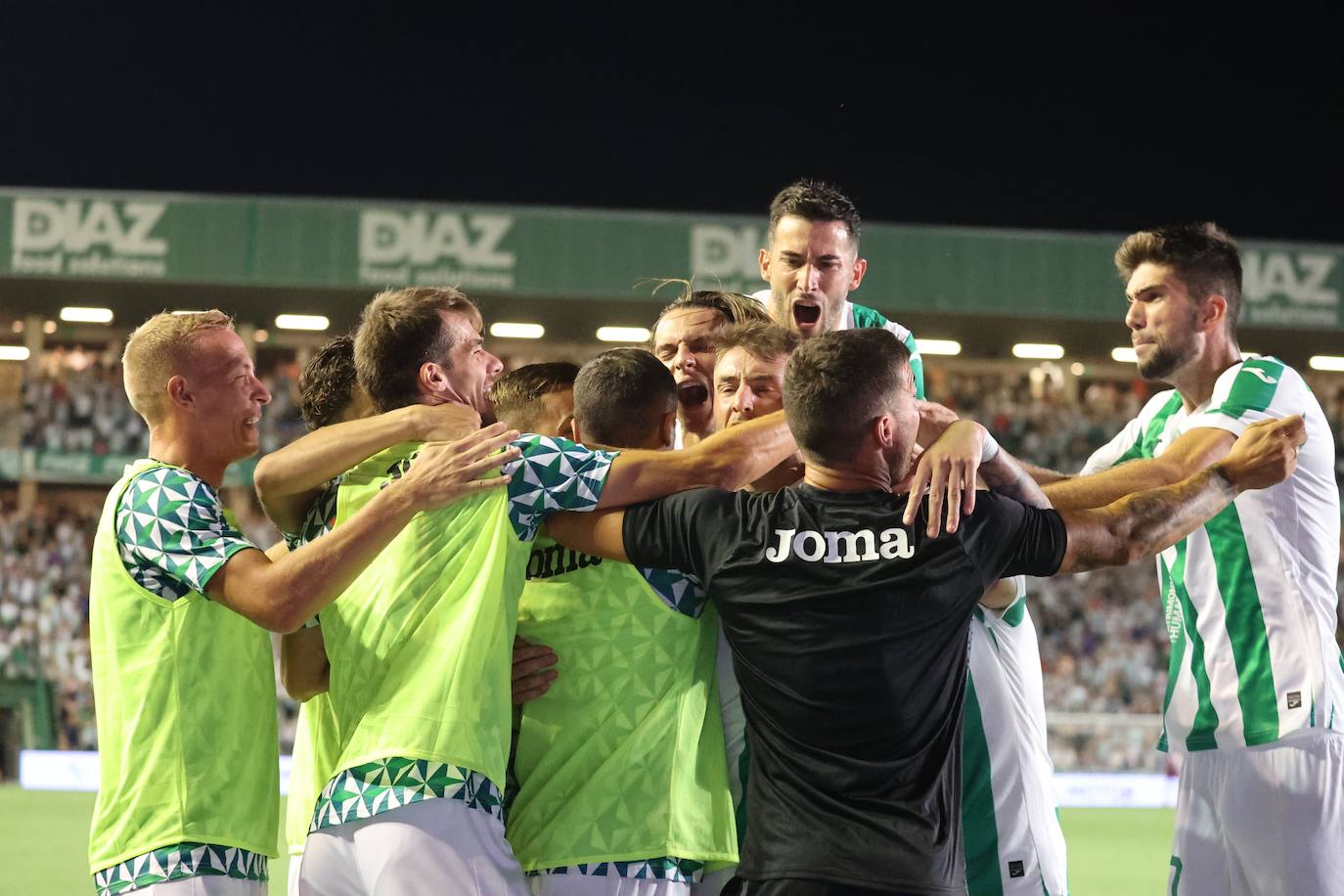 Fotos: El emocionante empate del Córdoba CF ante el Burgos en El Arcángel