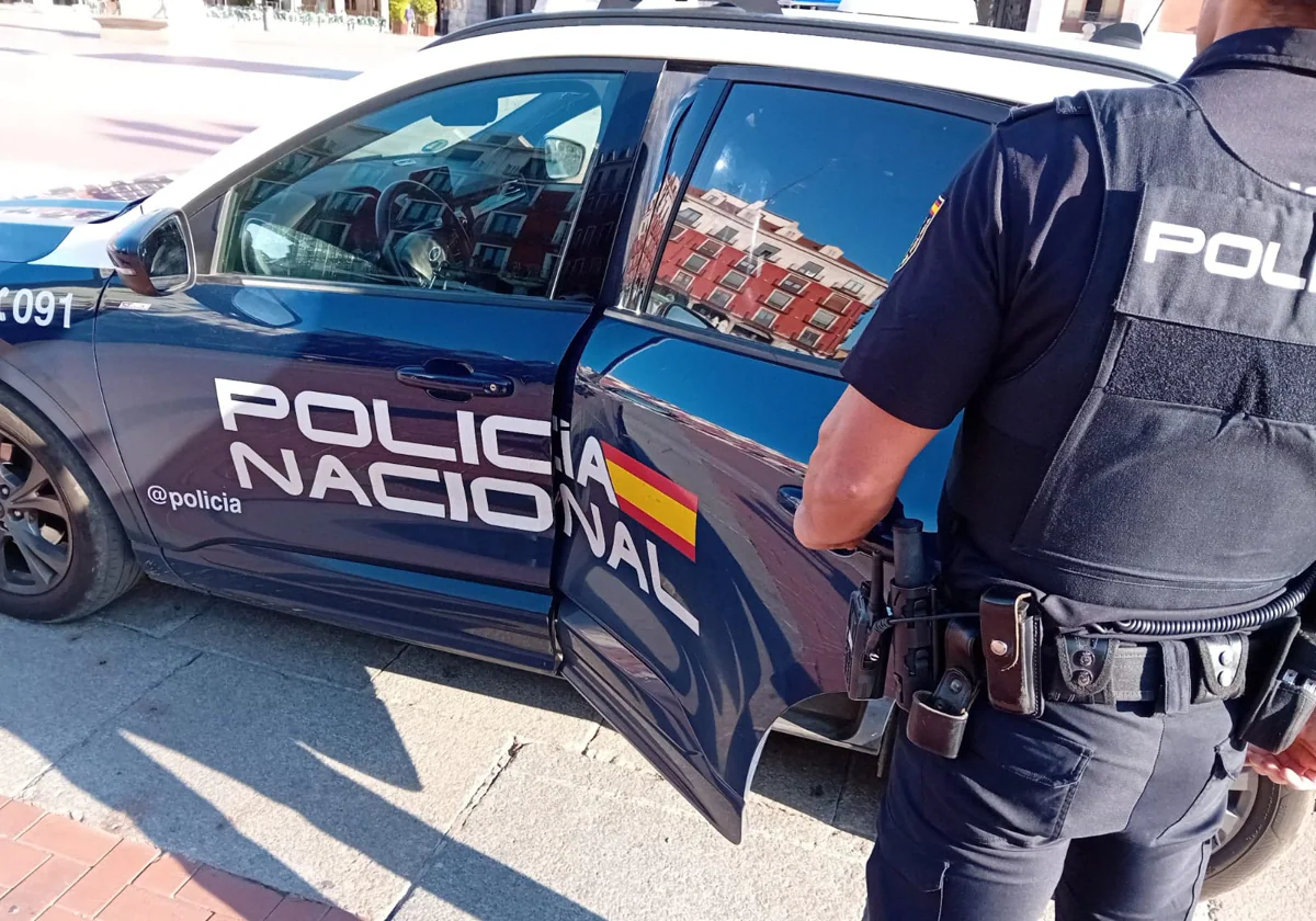 La Policía Nacional interviene por una pelea entre más de una decena de personas en un pub de Valladolid