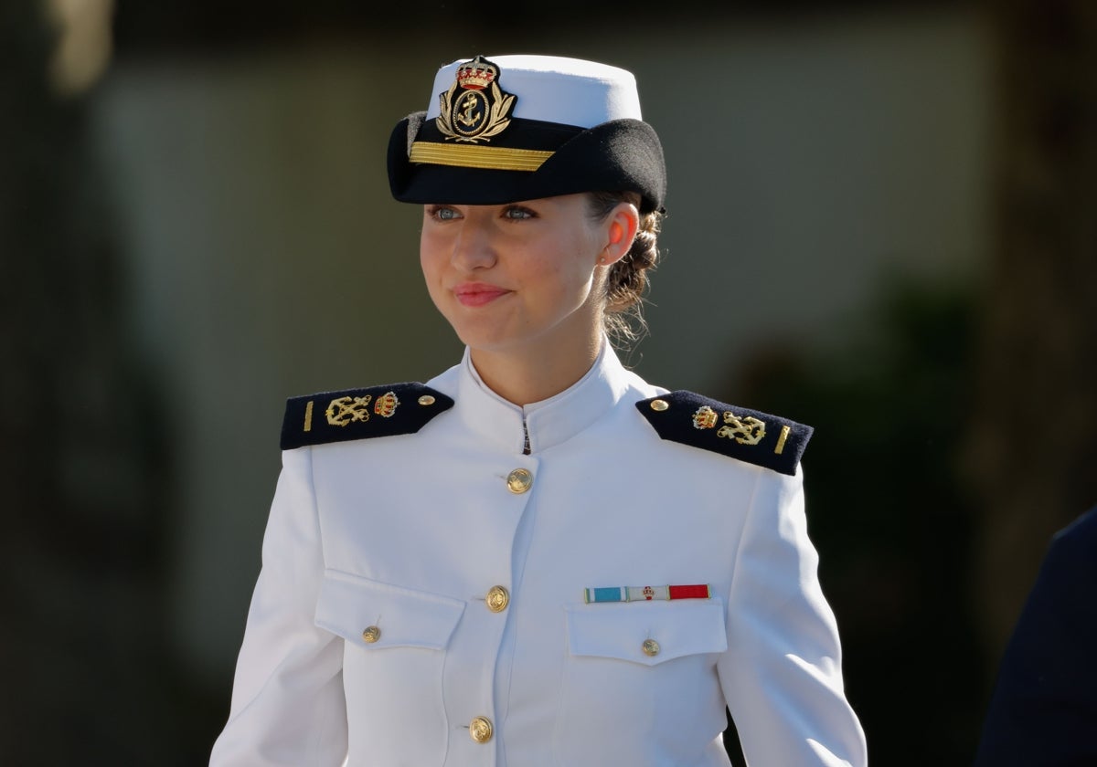 La Princesa Leonor llega a la Escuela Naval de Marín.