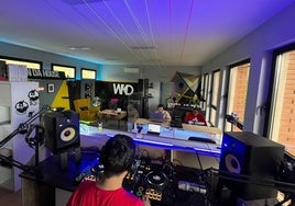 Cursos para aprender a ser DJ como  alternativa de ocio para el Madrid rural