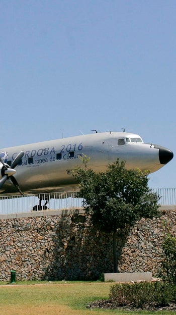 Imagen del avión de Miraflores