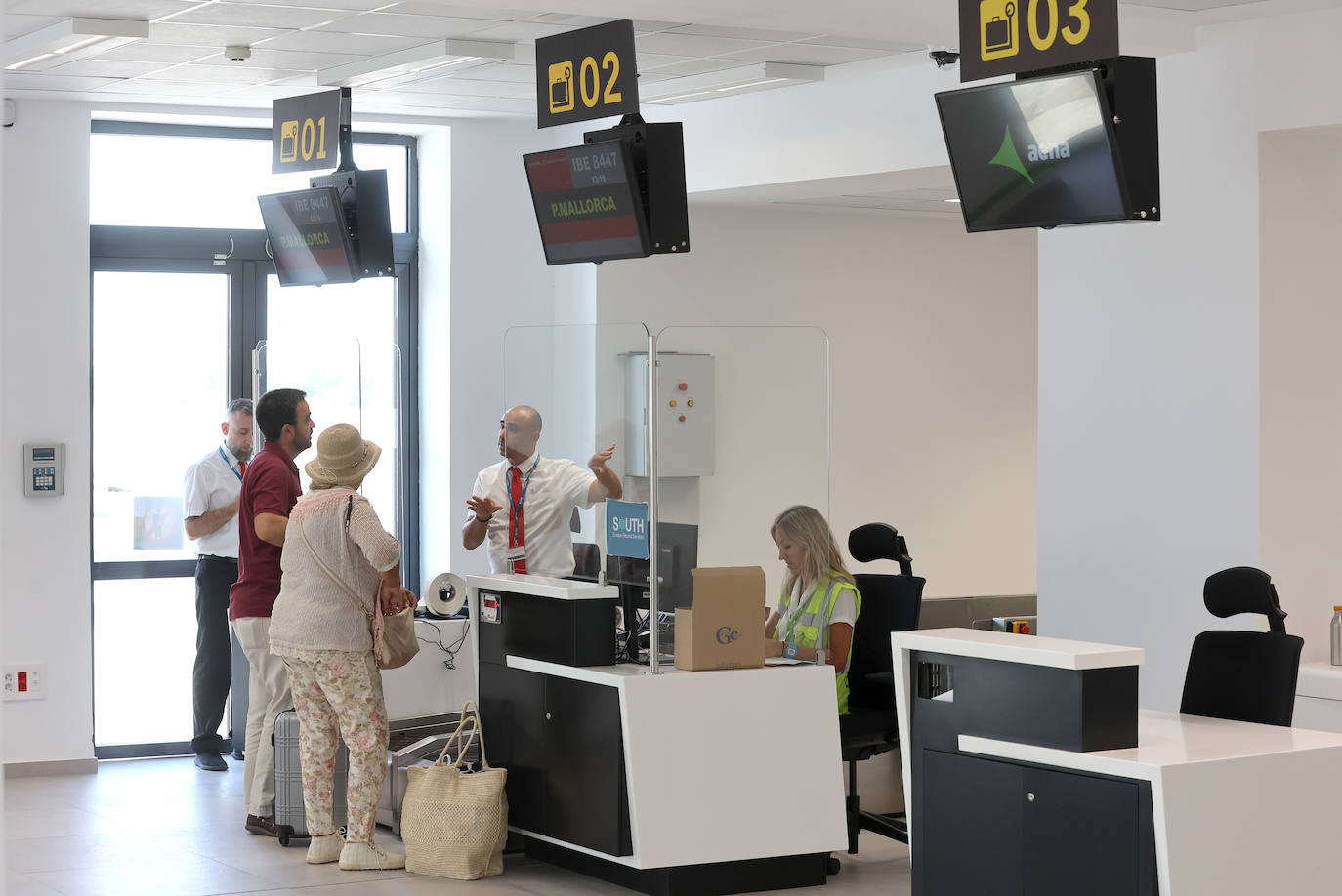 Fotos: el día a día del funcionamiento del aeropuerto de Córdoba