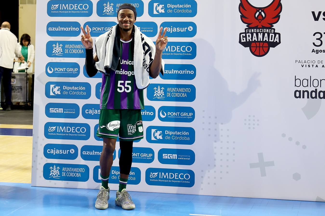 El vibrante duelo de la Copa Andalucía entre Unicaja Málaga y Covirán Granada, en imágenes