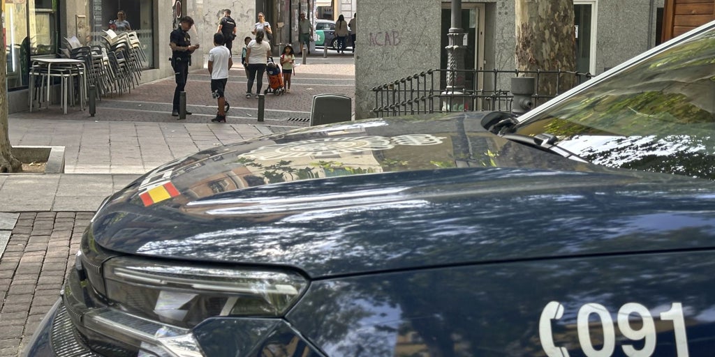 Detenidas tres personas por apuñalar y amputar tres dedos a un joven en el bulevar de Vallecas