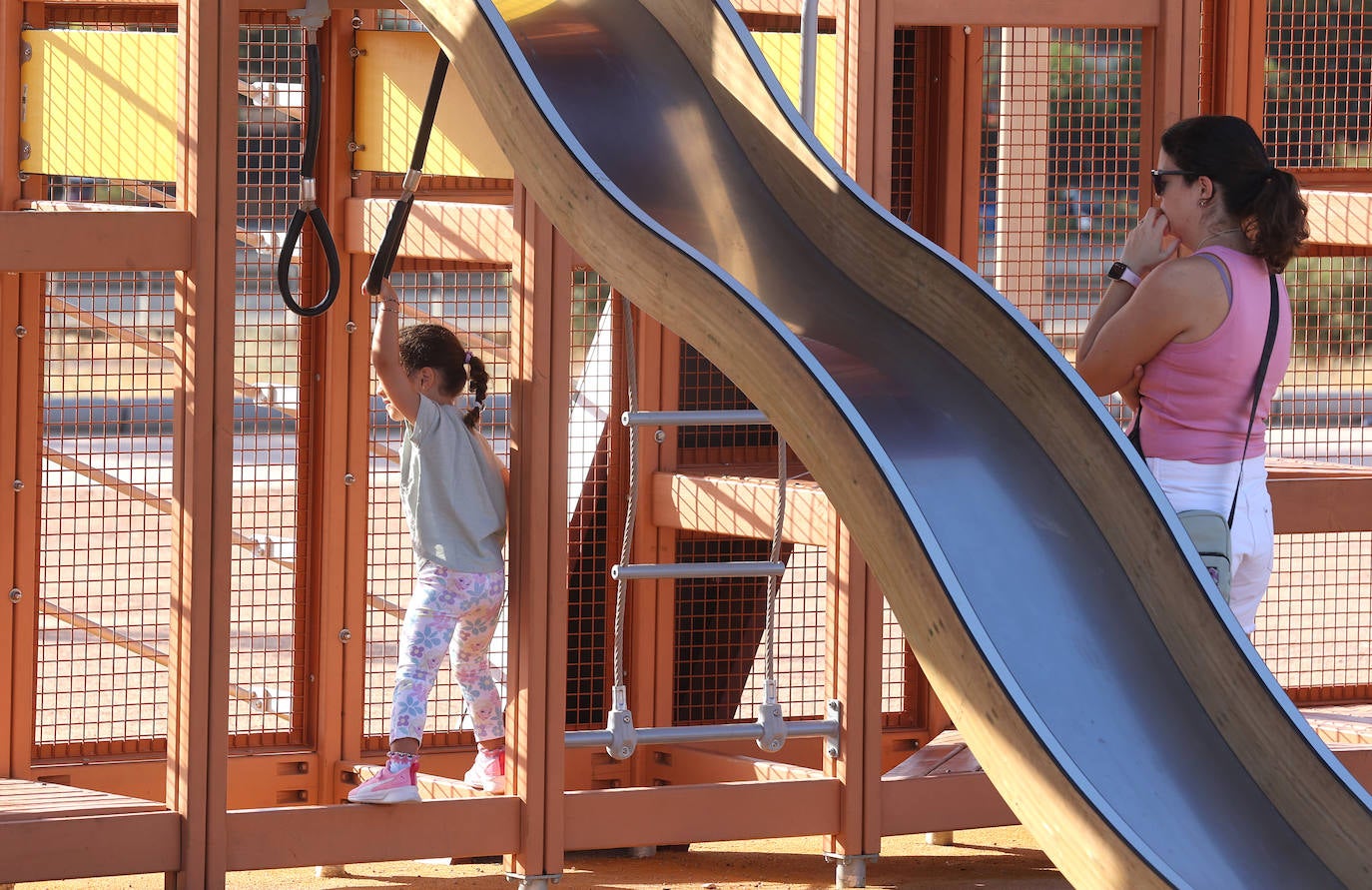 El flamenco tobogán que hace las delicias de los más pequeños en Córdoba