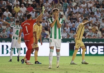 El Córdoba CF deja escapar dos puntos claros en El Arcángel (0-0)