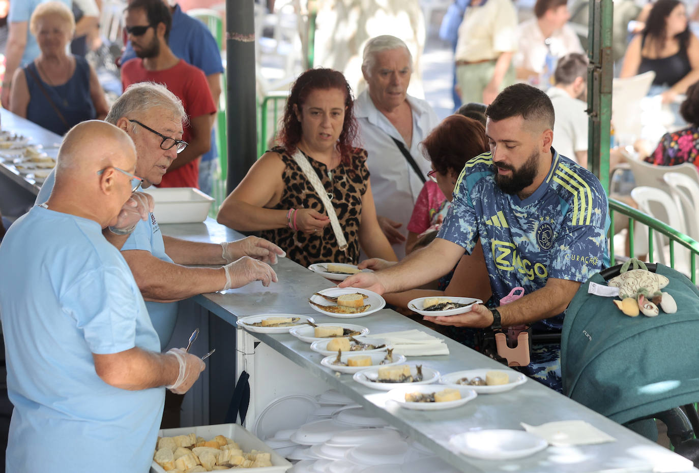 Velá Fuensanta 2024: la tradicional &#039;sardiná&#039; y el arranque de la fiesta en imágenes