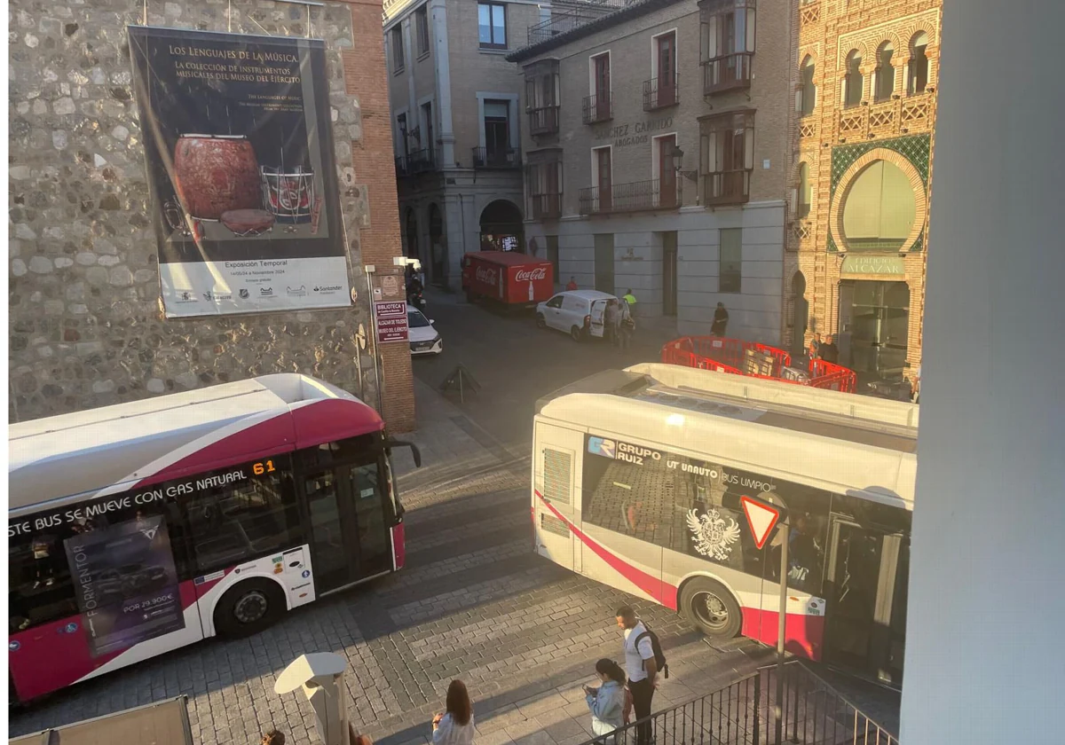 La parada de los autobuses urbanos regresa a Zocodover