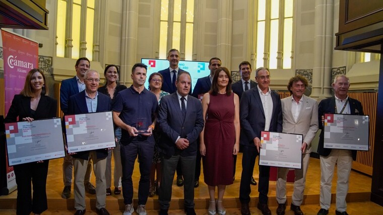 Los premiados y reconocidos con los accésits del Premio Pyme Alicante 2024