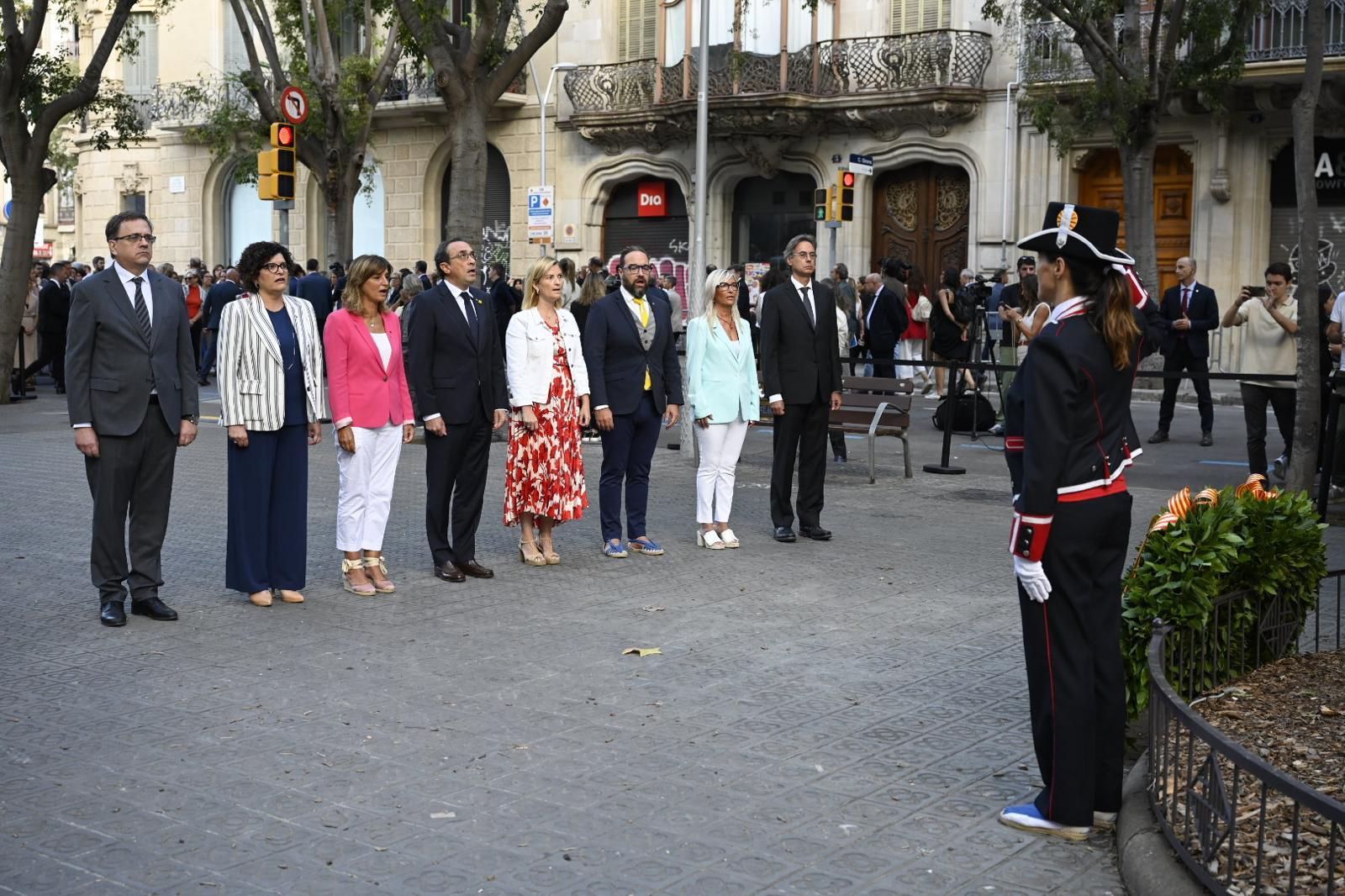 Los miembros de la Mesa del Parlament, con su presidente al frente, Josep Rull