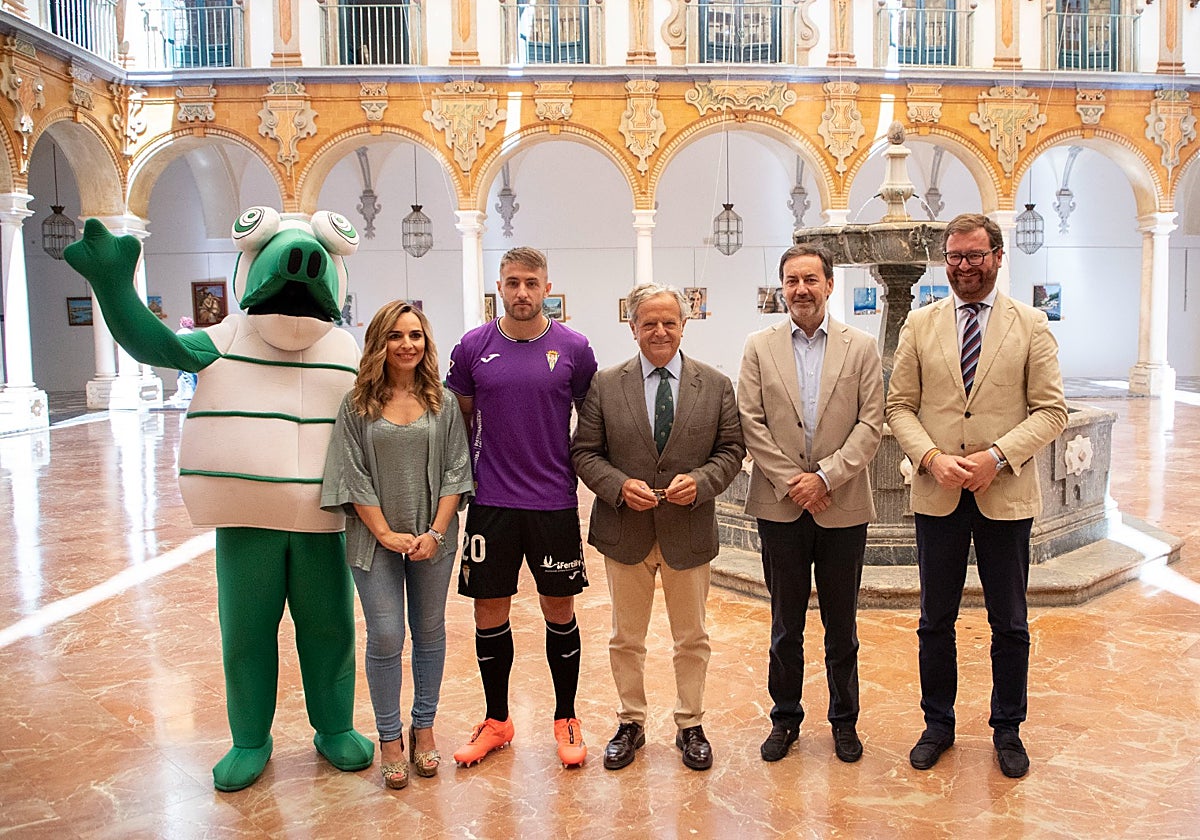 Presentación de la segunda equipación en la Diputación de Córdoba