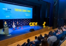 La Comunidad Valenciana se convierte en epicentro del turismo en busca de la mejora continua del sector de la mano de la CEV