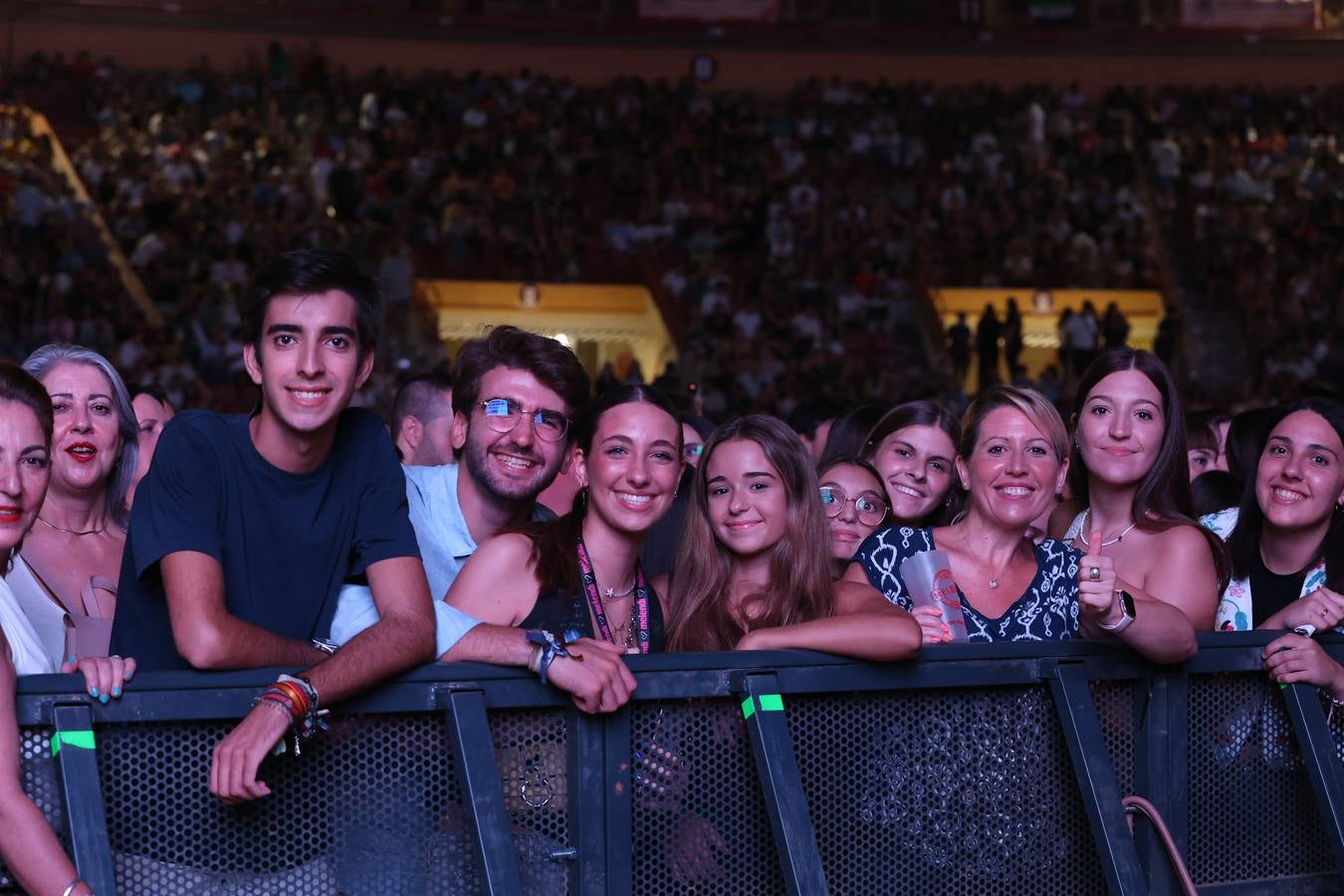 Fotos: el concierto de Melendi en la Plaza de Toros de Córdoba