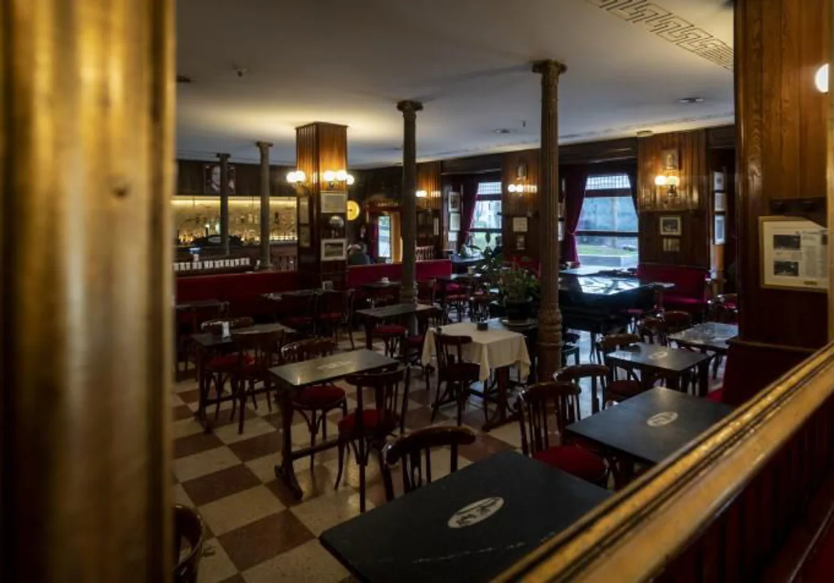 Interior del Café Gijón