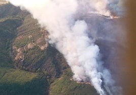 Declarado de nivel 2 un incendio en Brañuelas (León) por posible riesgo para la población