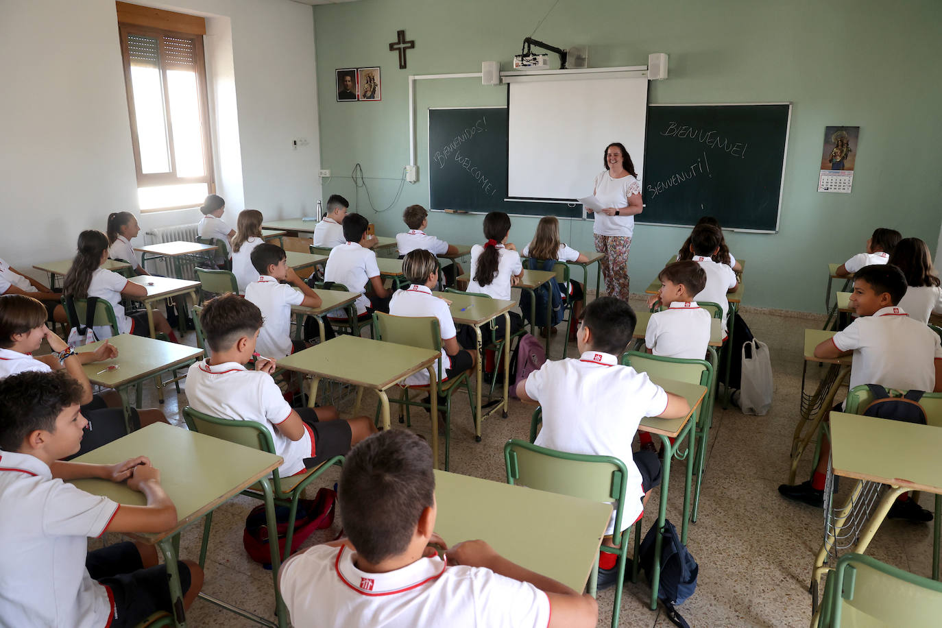 La vuelta a clase en Secundaria, Bachillerato y FP en Córdoba, en imágenes