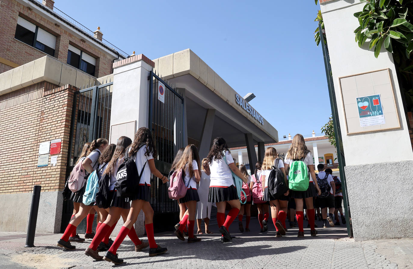 La vuelta a clase en Secundaria, Bachillerato y FP en Córdoba, en imágenes