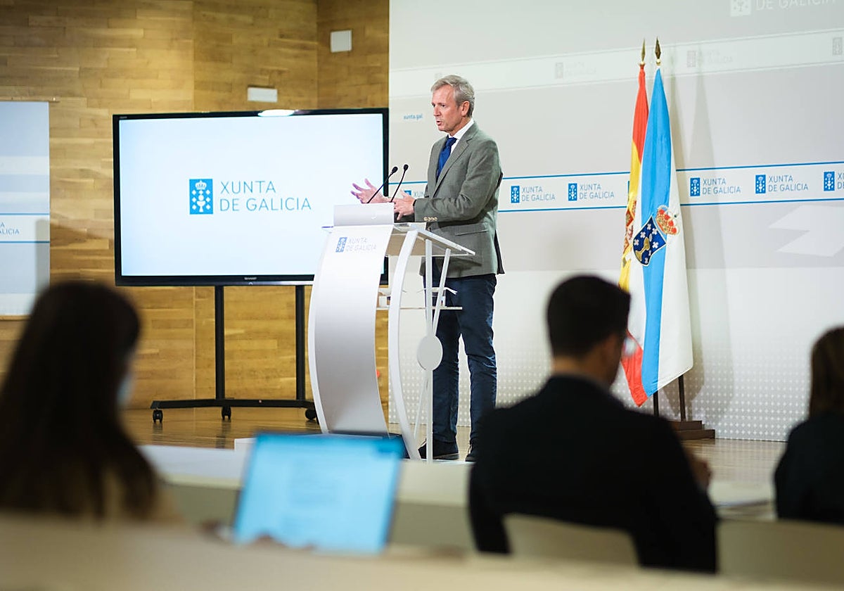 Alfonso Rueda tras la reunión del Consello