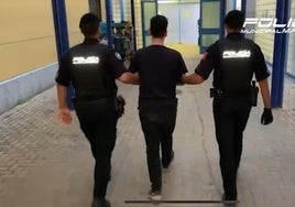 Cazan a un pedófilo online con dos menores en su coche, fentanilo y grandes dosis de anestésicos