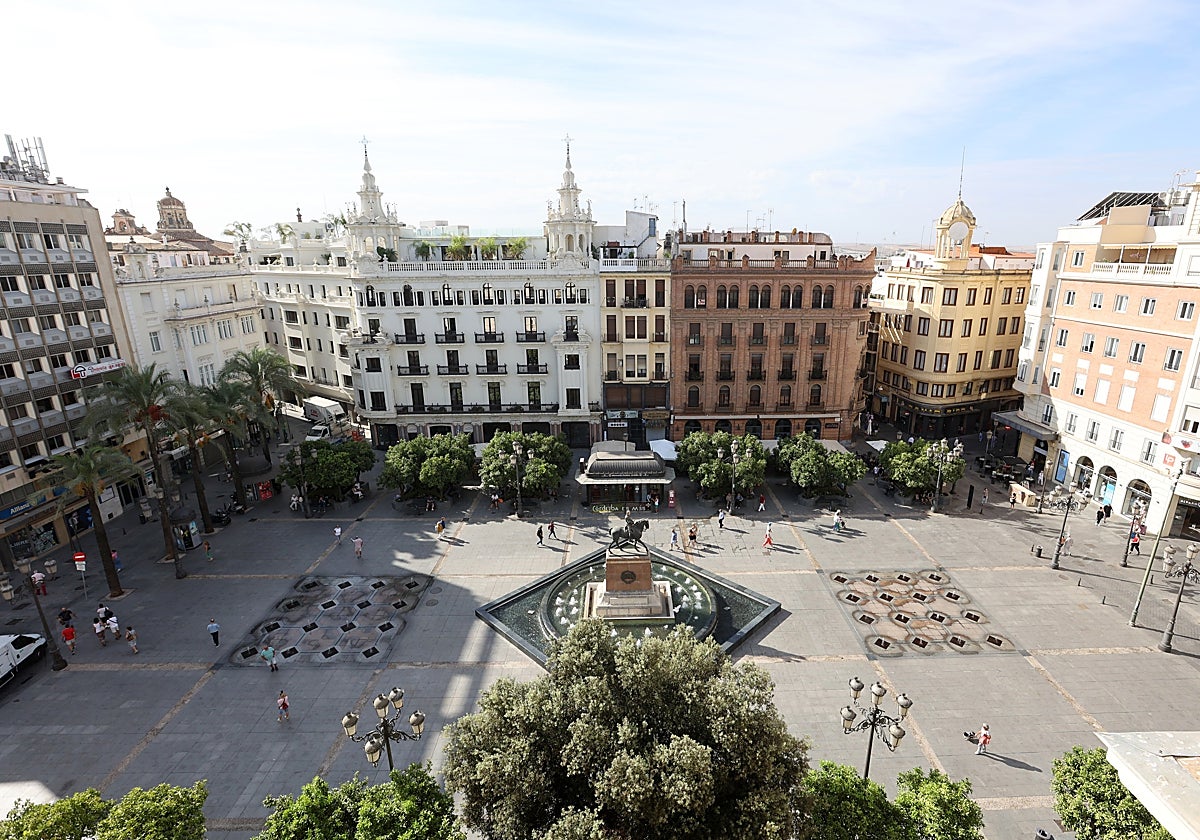 La plaza de las Tendillas se alza como nuevo foco de alojamiento ...