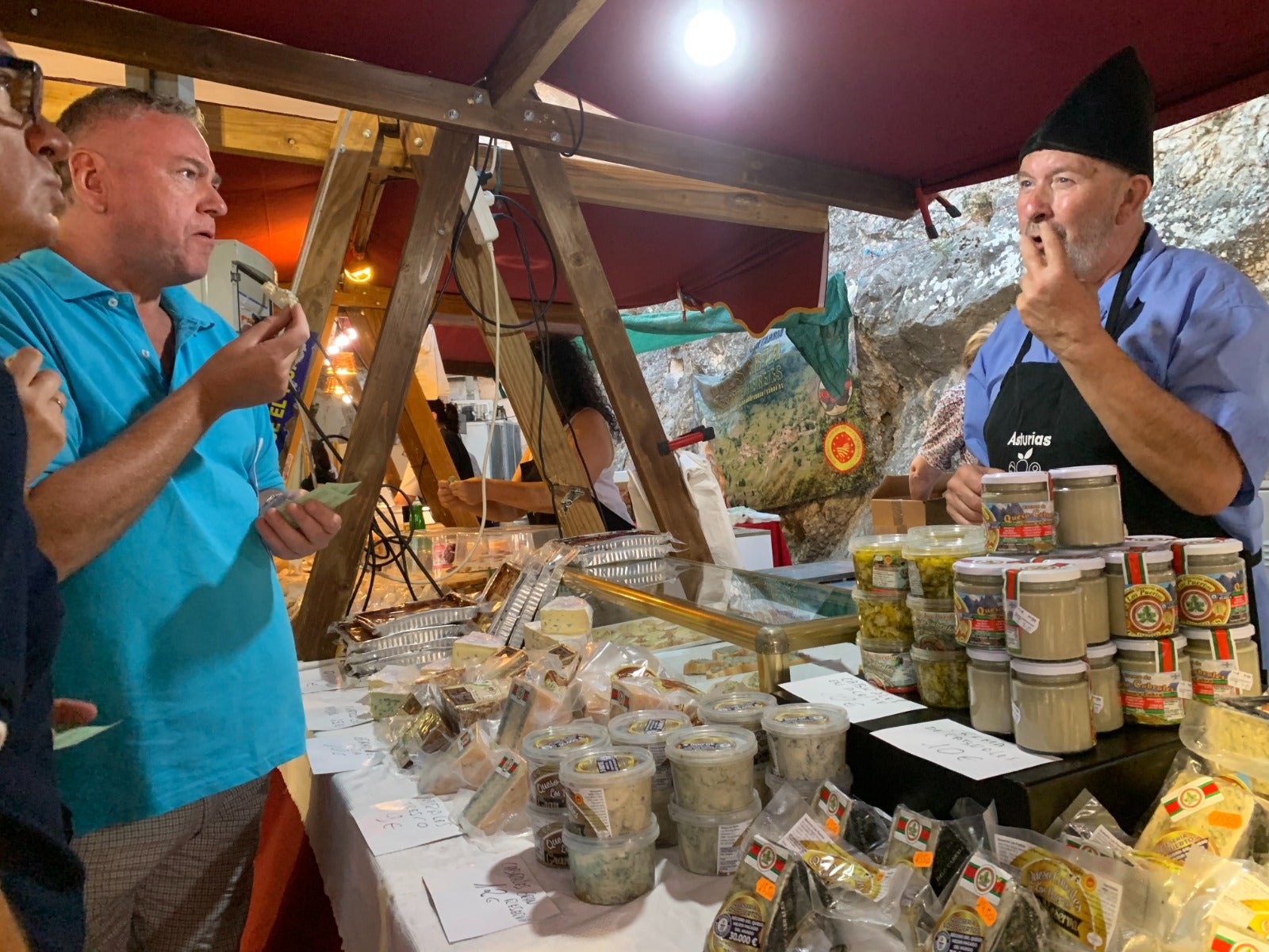 La Feria del Queso de Zuheros, en imágenes