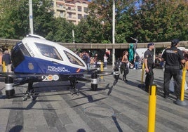 La Policía Nacional celebra en Bilbao su primera jornada de puertas abiertas en décadas