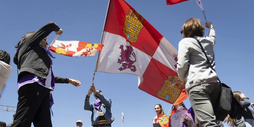 Calendario Laboral En Castilla Y Le N Estos Son Los Festivos Y Puentes Del Pr Ximo A O